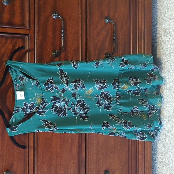 CAbi XS Tank Top Green and Black - Picture 2 of 3